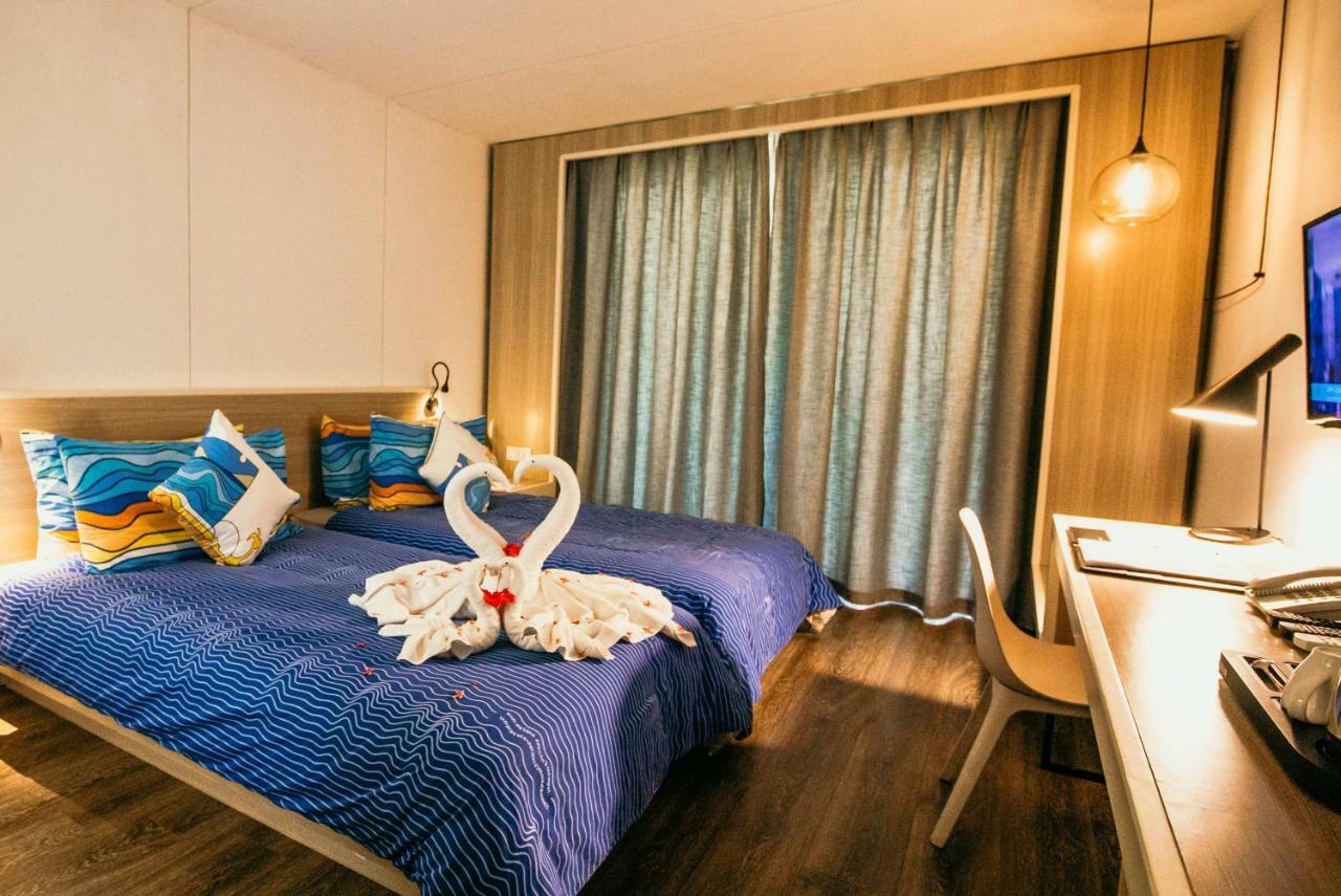 Apsaras Tribe Hotell General Luna  Exteriör bild
